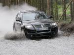 Volkswagen Touareg W12 2005 года